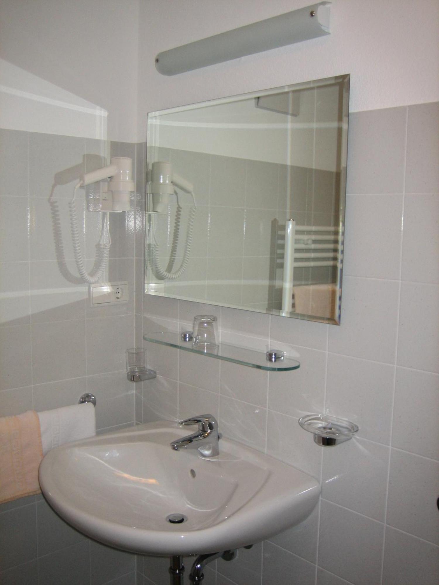 Garni - Appartement Neumairhof Oberrasen Exteriör bild