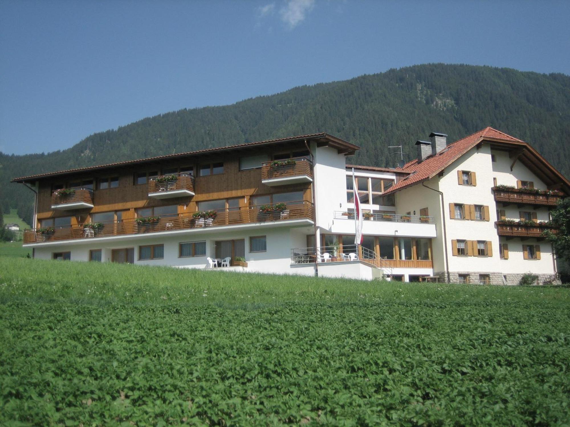 Garni - Appartement Neumairhof Oberrasen Exteriör bild